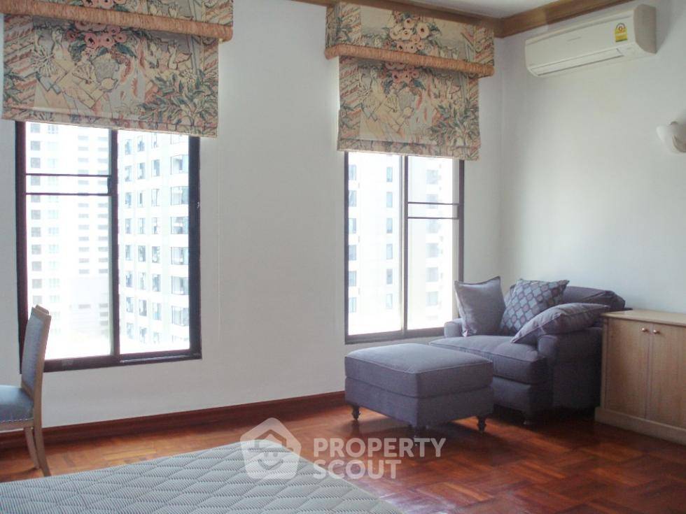 picture 3-BR Condo at Vanicha Park Langsuan near BTS Chit Lom (ID 509996) - 2/6