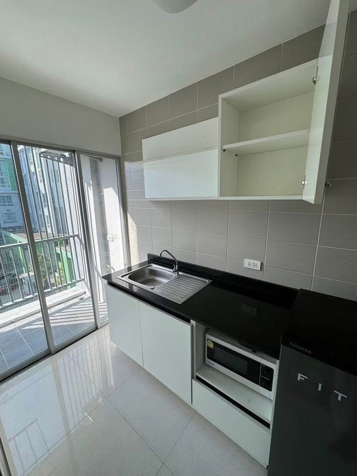 รูป ให้เช่า Zoom Condo 49 รังสิต ** 7,500 บ. / ด.**  ขนาด 32 ตรม.  1ห้องนอน 1ห้องน้ำ ตึก B ชั้น4   ซ. คุณพระ - รูปที่ 6/10