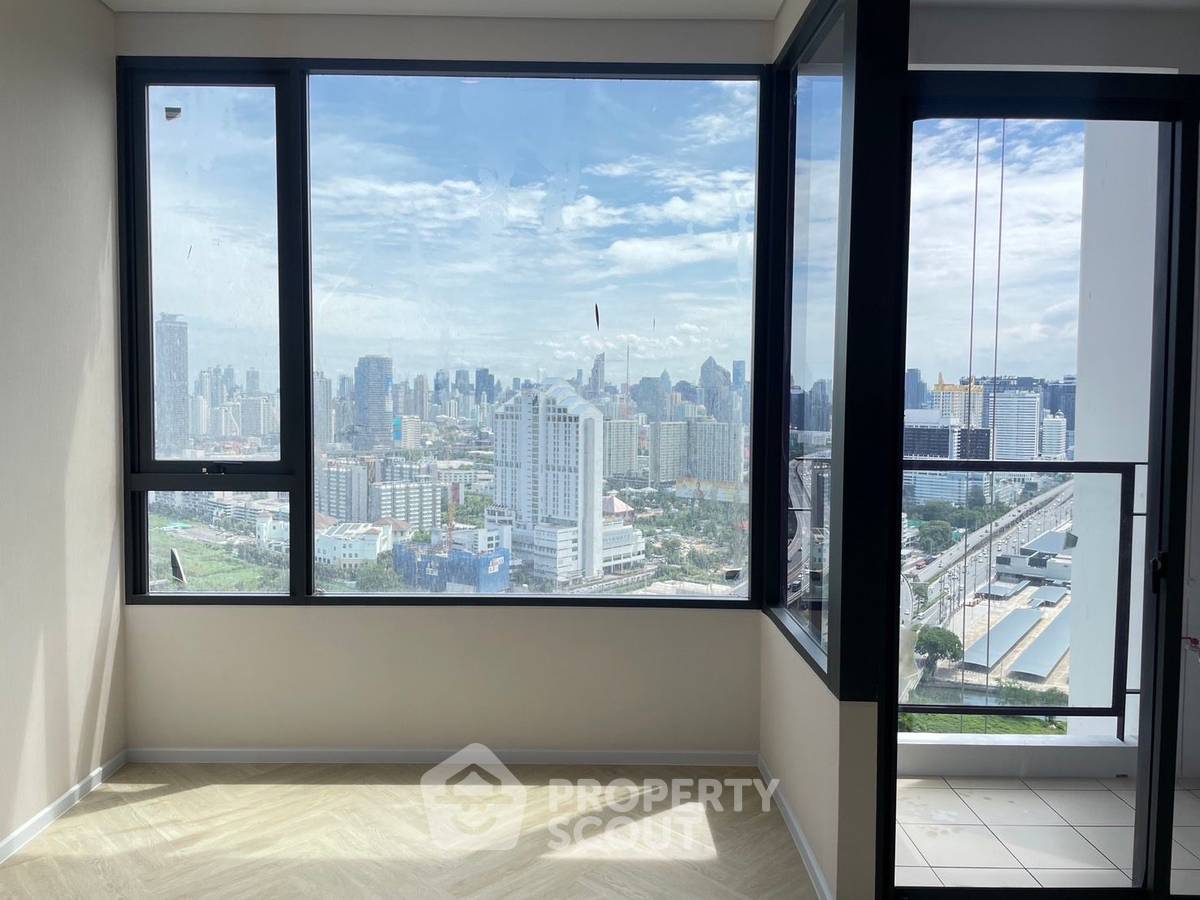 picture 1-BR Condo at Landmark @MRTA Station in Bang Kapi (ID 1728401) - 1/9