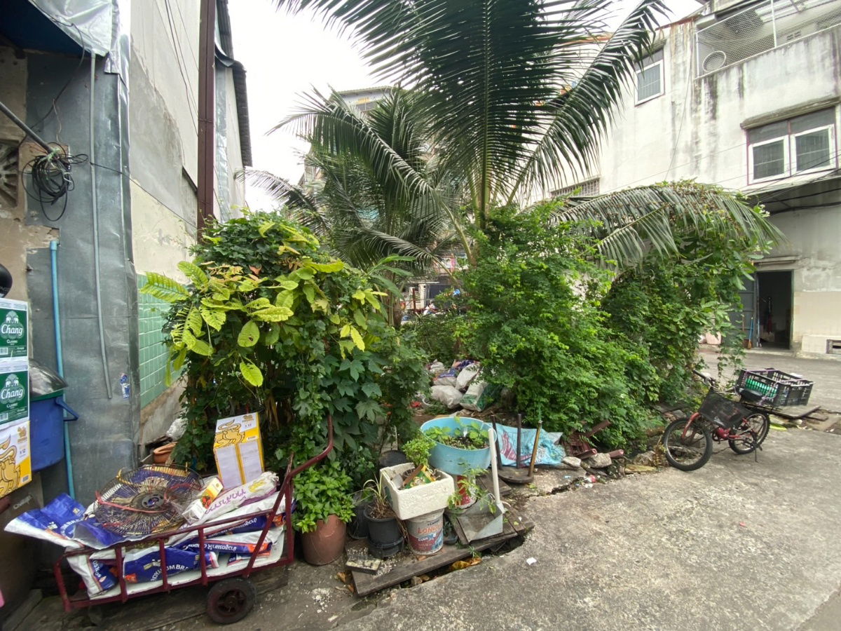 picture 🌟 Prime Vacant Land for Rent in the Heart of Yaowarat! 🚧✨ 200 Sq. Wah on Mittraphan Road - 7/16