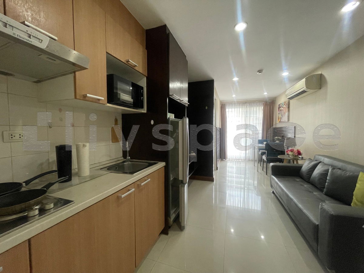 รูป [L250721021] สำหรับเช่า The Clover Thonglor 18 | 1 ห้องนอน | ขนาด 40 ตร.ม. | ราคาพิเศษ | พร้อมเข้าอยู่ - รูปที่ 2/9