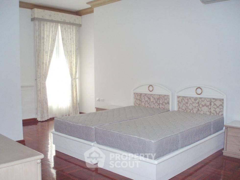picture 3-BR Condo at Vanicha Park Langsuan near BTS Chit Lom (ID 509996) - 5/6