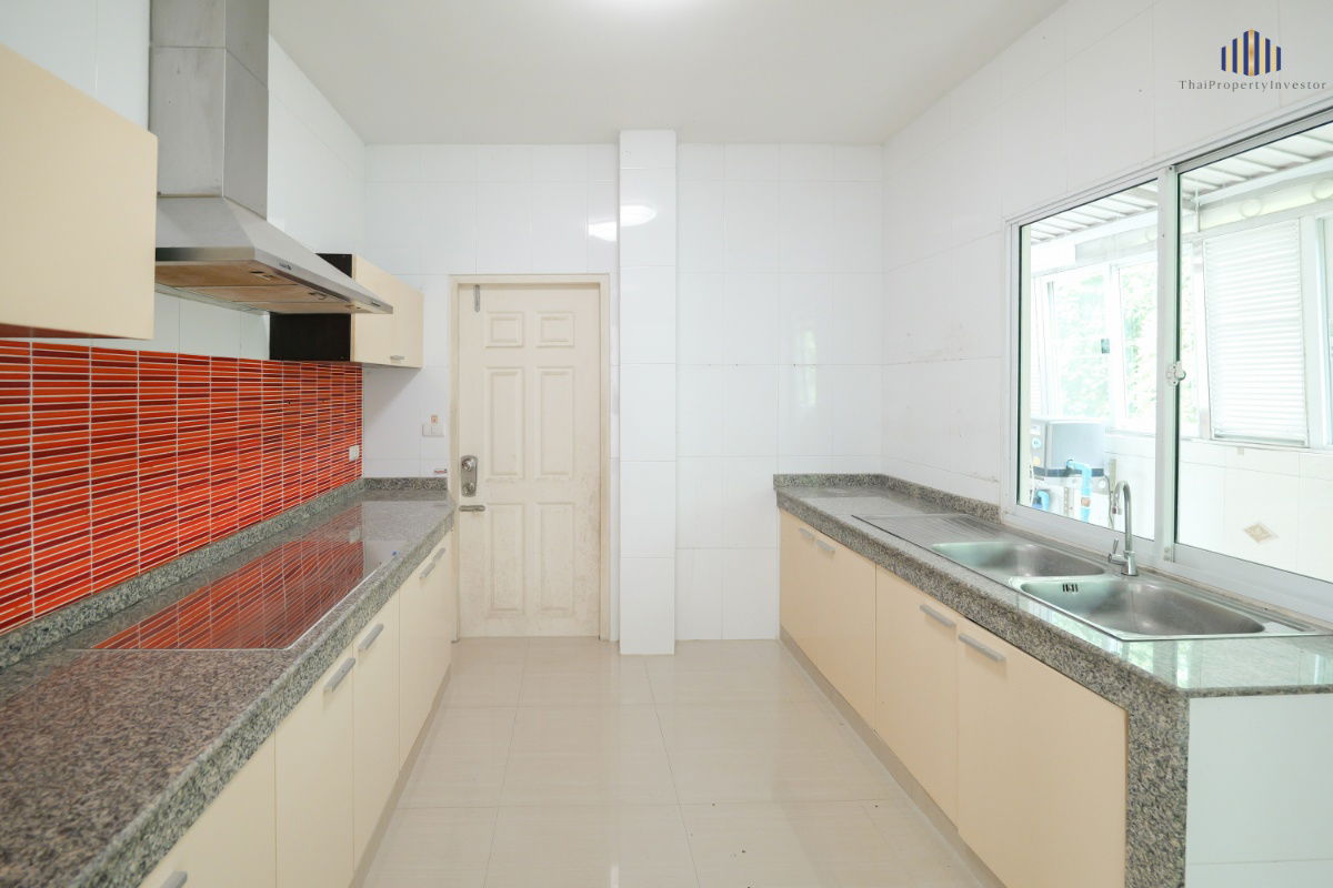 picture For Sale: Single Detached House, 73.4 sq.w. (293.6 sq.m.) in Laddaville 1-2 Village, located on Ban Kluai - Sai Noi Road, Phimonrat,  - 7/24