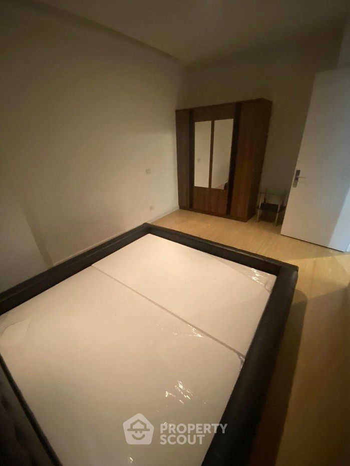 picture 1-BR Condo at T.c. Green Rama 9 near MRT Phra Ram 9 (ID 894492) - 2/6