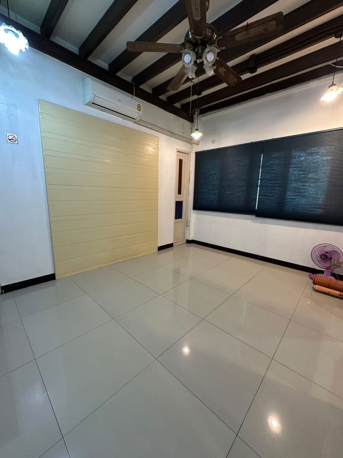 picture For rent, 2-storey single house in the city center, Ratchadaphisek Soi 7, rent 40,000 baht, 50 sq.w. 0958195559 @infinitycondo - 4/14