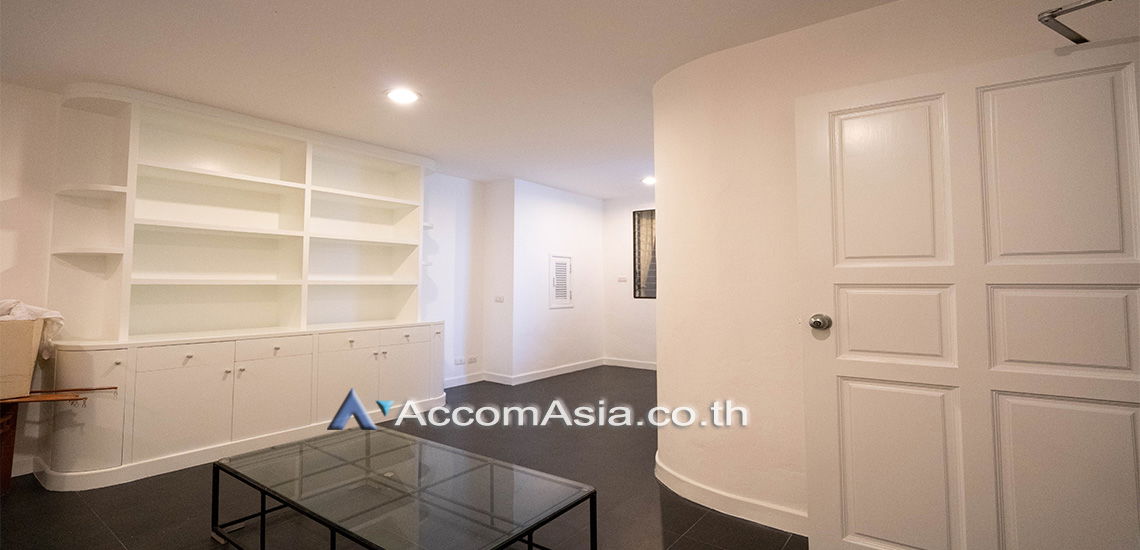 รูป 🔼🔽 AccomA 📩  Spacious house with light wood interiors and natural lighting in Sathorn (AA20501) - รูปที่ 5/19