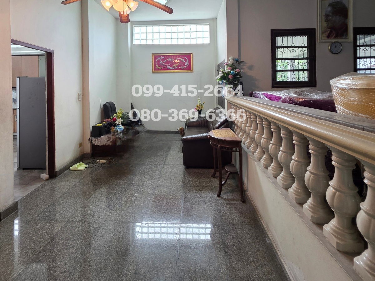 รูป ขายบ้านพร้อมที่ดินขนาดใหญ่ ลาดพร้าว80 - รูปที่ 5/6