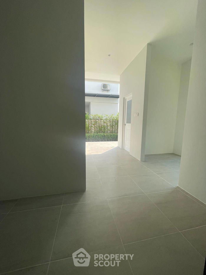 picture 5-BR House in Khlong Song Ton Nun (ID 1508922) - 28/35