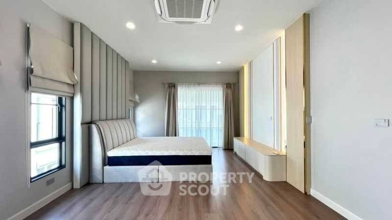 รูป บ้าน 4-ห้องนอน ที่ เศรษฐสิริ บางนา-สุวรรณภูมิ ใกล้ ท่าอากาศยานสุวรรณภูมิ (ID 2227169) - รูปที่ 9/19