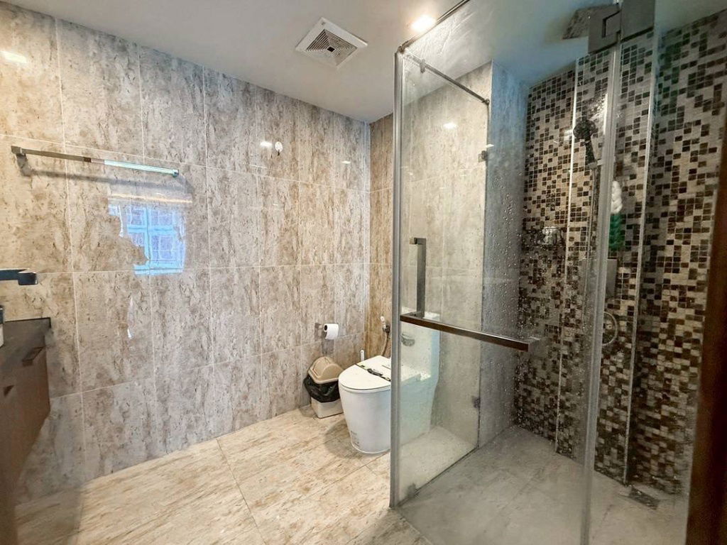 รูป Grand avenue 1 ห้องนอน วิวสระ สำหรับขาย - รูปที่ 9/12