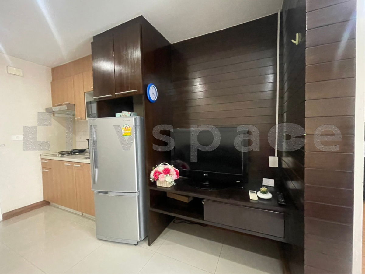 รูป [L250721021] สำหรับเช่า The Clover Thonglor 18 | 1 ห้องนอน | ขนาด 40 ตร.ม. | ราคาพิเศษ | พร้อมเข้าอยู่ - รูปที่ 6/9