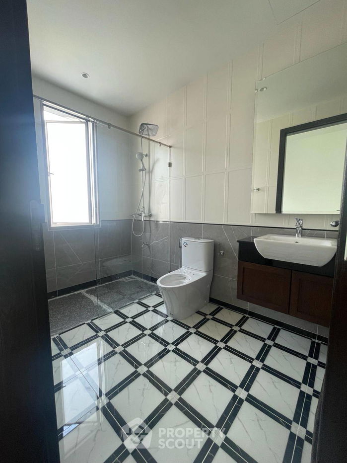 picture 5-BR House in Khlong Song Ton Nun (ID 1508922) - 25/35