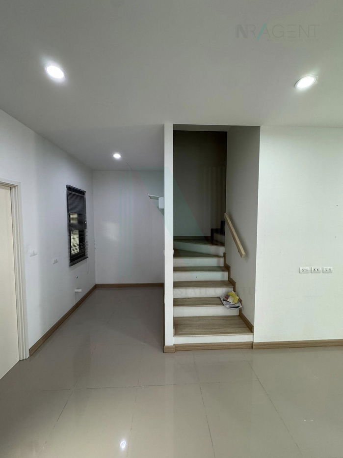 รูป ขายทาวน์เฮาส์ โครงการ ไทม์โฮม 62 เฉลิมพระเกียรติ ร.9 ซอย 62 2 ชั้น 2 ห้องนอน 2 ห้องน้ำ - รูปที่ 4/8