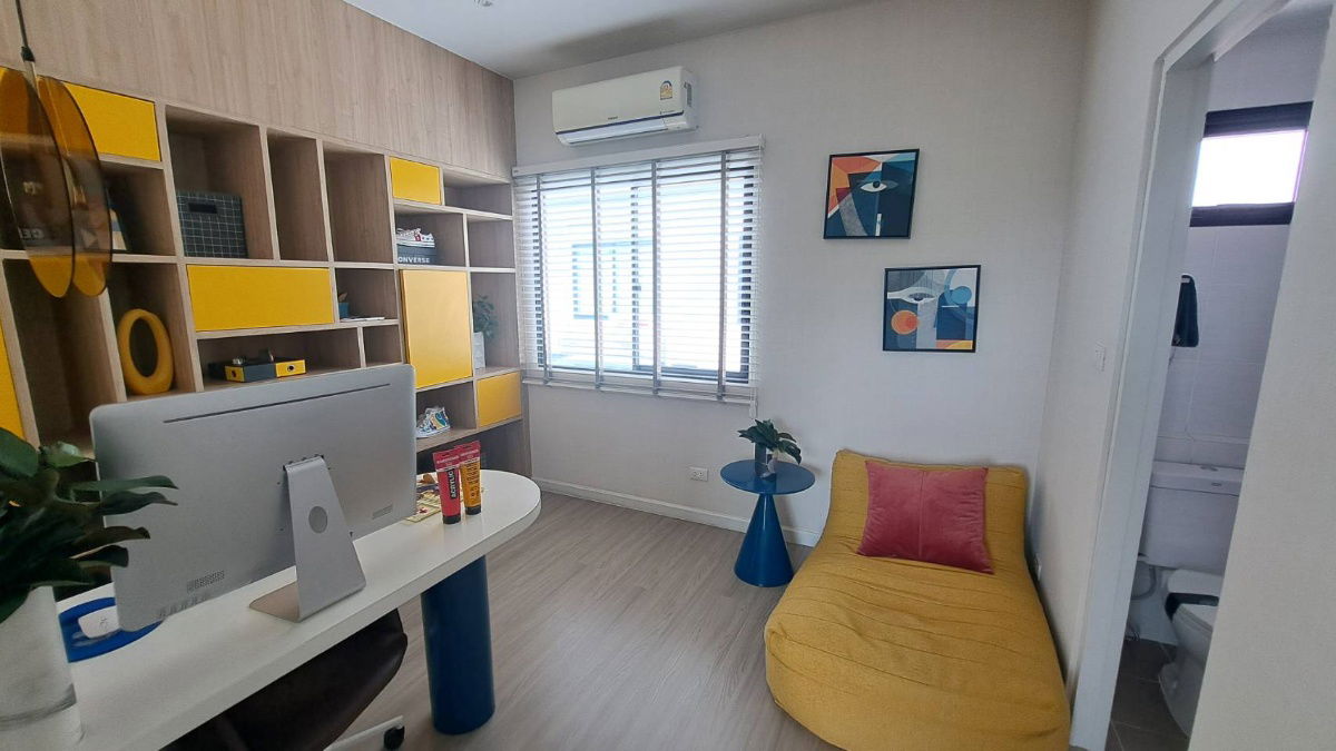 picture For sale: Model home, townhouse in front of clubhouse!!! Modern Loft style, Siri Place project, Pracha Uthit 90 - 10/11