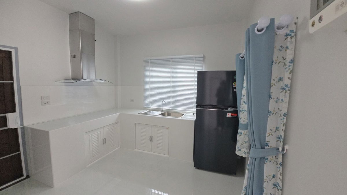 รูป 🏡✨ บ้านสร้างใหม่! พร้อมเข้าอยู่ ใกล้บิ๊กซีหางดง เพียง 3 นาที - รูปที่ 4/10