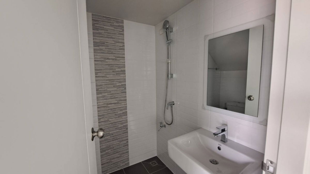 picture For sale: Semi-detached house in front of clubhouse!!! Modern Loft style, Siri Place project, Pracha Uthit 90 - 6/12