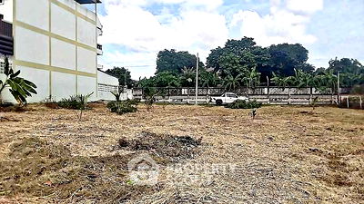 Land for sale Muang Chon Buri Chonburi : 1,832 m² Land for Sale in Ban Suan (ID 2223515)