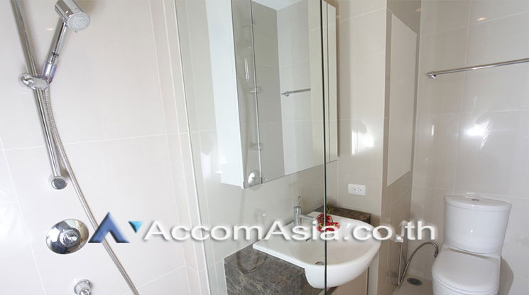 รูป 🔼🔽 AccomA 📩 Functional condo with light décor and smart layout (1519342) - รูปที่ 5/8