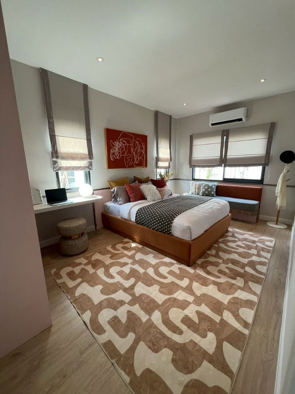 picture Single house near the airport, ready to move in, 280 sq m, 3 parking spaces - 18/21
