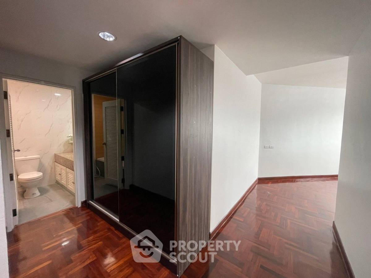 picture 2-BR Condo at Central City East Tower in Bang Na Nuea (ID 939368) - 9/14