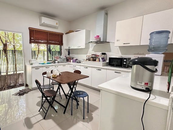 รูป บ้านเดี่ยวสองหลังทำเลดีมาก ติดถนนใหญ่เลียบทางด่วนรามอินทรา  ก่อนถึง Central Eastville 🍀💫 - รูปที่ 13/20