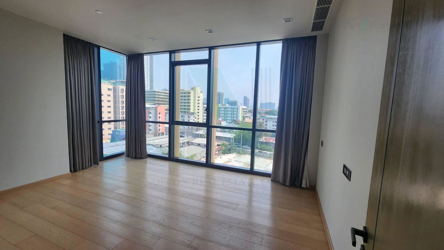 picture 🚩 For Sell Condo THE MONUMENT THONG LO Building 1, Floor 5,2 bed room, Room size 125 sqm - 1/8
