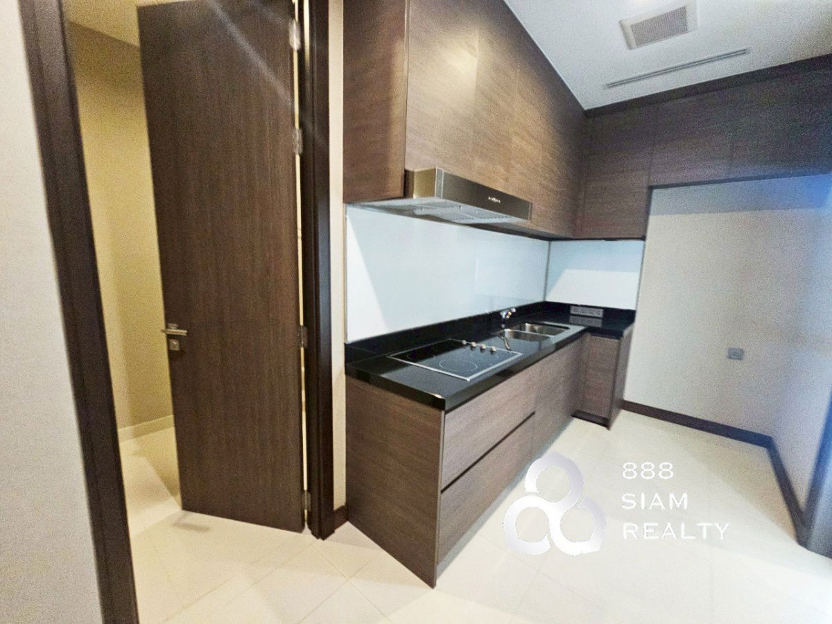 picture Sale Condo Q1 Sukhumvit BTS Na Na Type 3 bed, 3 bath - 10/12