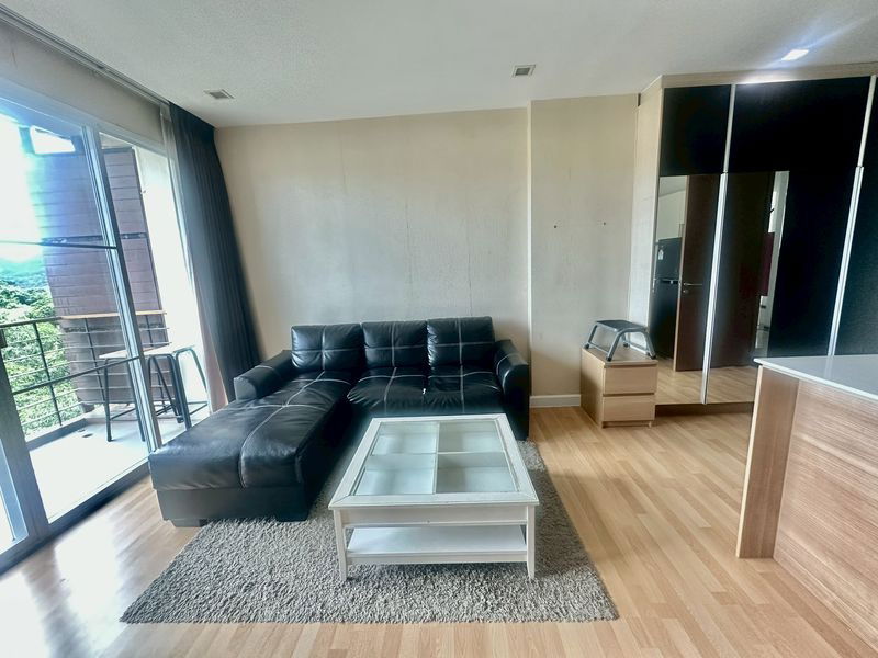 picture Condo for sale, Green Lake Sriracha, beautiful room, fully furnished, move in ready - 8/9