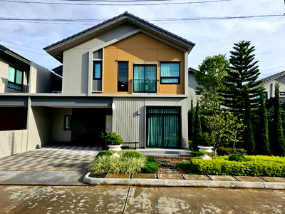 บ้านแฝด การประปาส่วนภูมิภาค เชียงใหม่ : บ้านใหม่ตกแต่งพร้อมอยู่ โครงการบ้านเดี่ยวและบ้านแฝด 2 ชั้นสไตร์  Modern Barn House