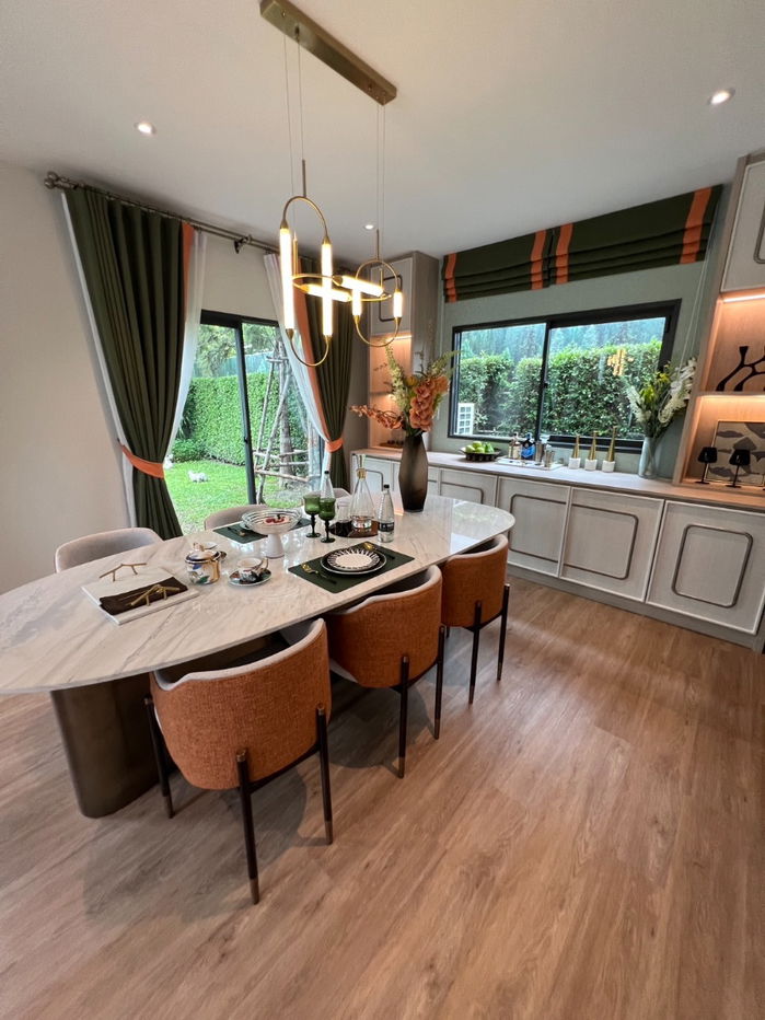 รูป ขายบ้านตัวอย่าง Verbena แบบบ้านเดี่ยวหลังใหญ่ที่สุดในโครงการสราญสิริ ศรีวารี 2 พร้อมตกแต่ง เฟอร์นิเจอร์ครบ ทำเลแปลงมุมวิวสวนส่วนกลาง - รูปที่ 4/14