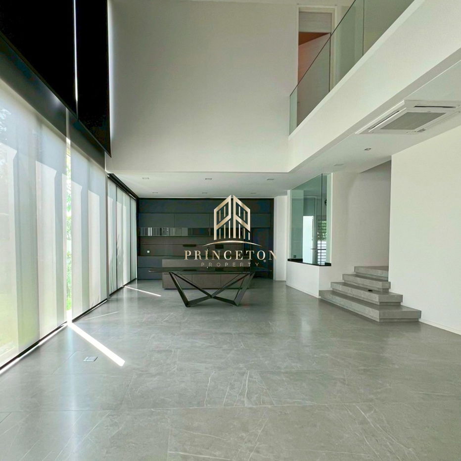 picture Luxury House For Sale VIVE Bangna in Modern Minimal Style, Near Mega Bangna. - 3/19