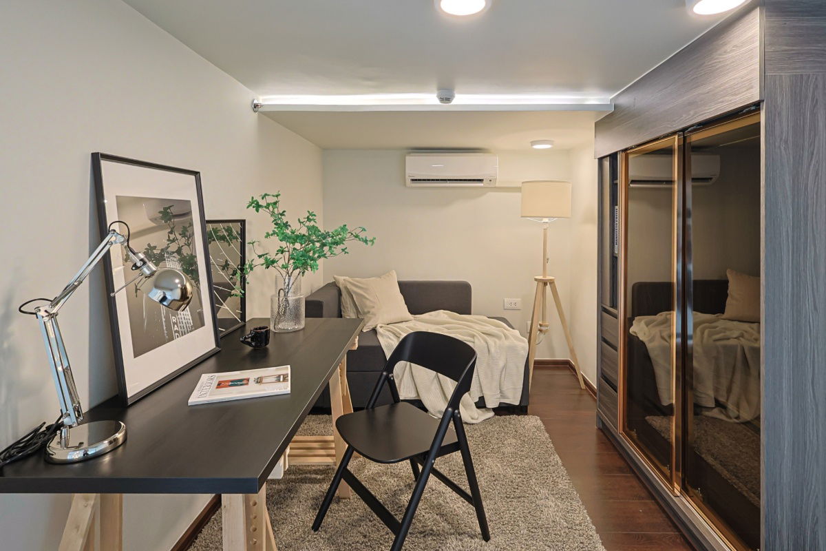 picture 🏙️ Condo for sale C Ekkamai near BTS Ekkamai 12,900,000 baht Property code: SL075 - 4/13
