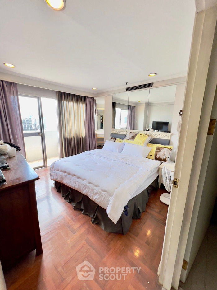 picture 3-BR Condo at Wittayu Complex near BTS Phloen Chit (ID 1497579) - 10/12