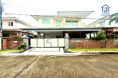 ขายบ้านเดี่ยว : ขายบ้านเดี่ยว 2 ชั้น หมู่บ้านคาซ่าวิลล์ รามคำแหง-วงแหวน  ถนนราษฎร์พัฒนา (ซอยมีสทีน)