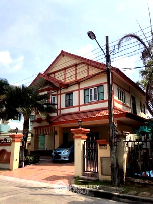 บ้านเดี่ยวให้เช่า : บ้าน 5-ห้องนอน ที่ ลัดดารมย์ อิลิแกนซ์ ราชพฤกษ์-รัตนาธิเบศร์ ใน อ้อมเกร็ด (ID 1521497)
