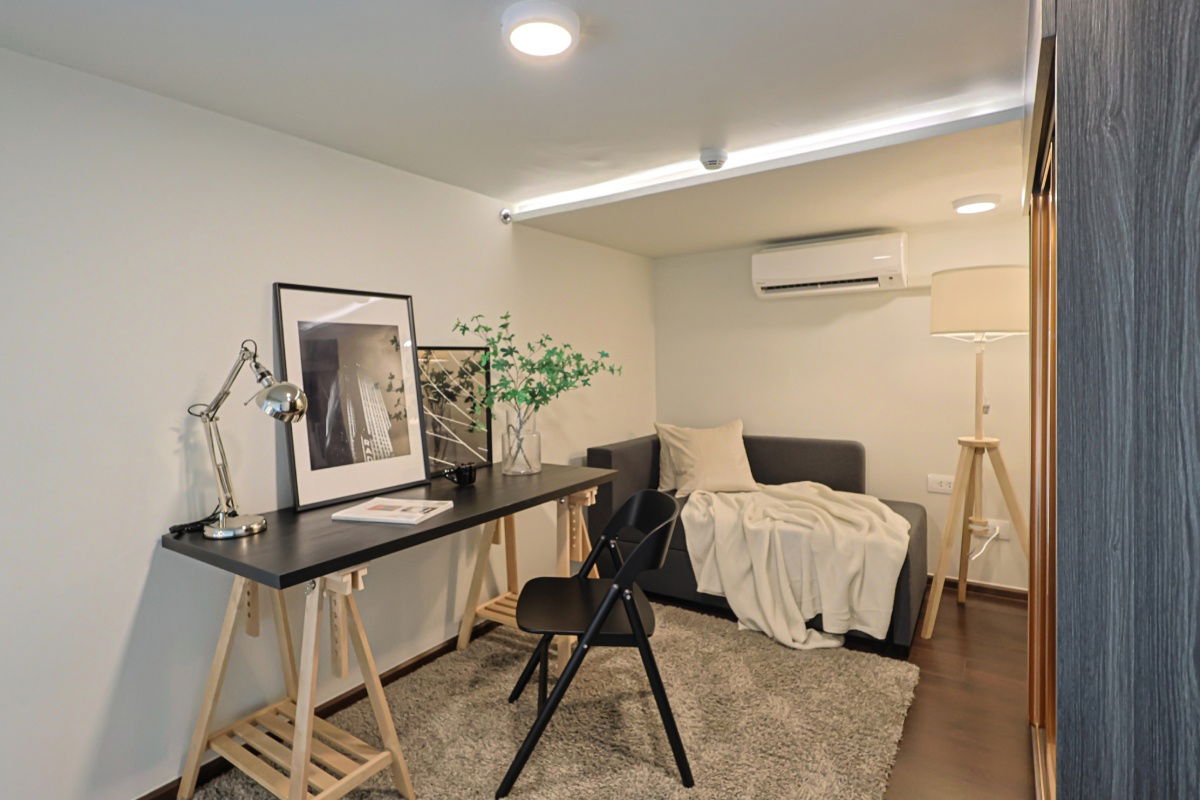 picture 🏙️ Condo for sale C Ekkamai near BTS Ekkamai 12,900,000 baht Property code: SL075 - 8/13