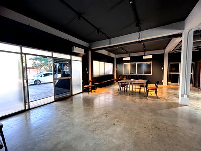Factory for rent Boonthavorn Kaset Navamin : Factory for rent, 3-storey building, size 750 sq m., Soi Lat Phrao 71 (N.1027)