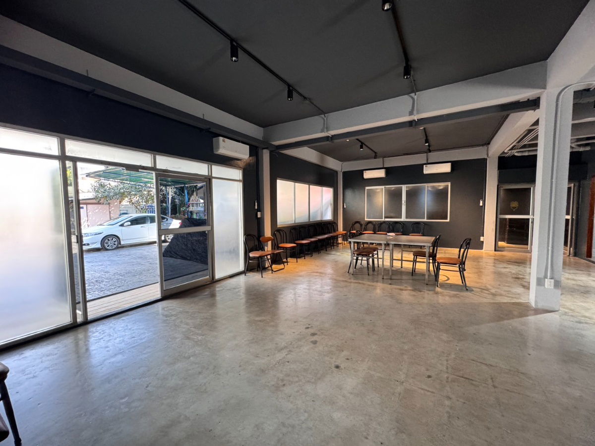 picture Factory for rent, 3-storey building, size 750 sq m., Soi Lat Phrao 71 (N.1027) - 1/10