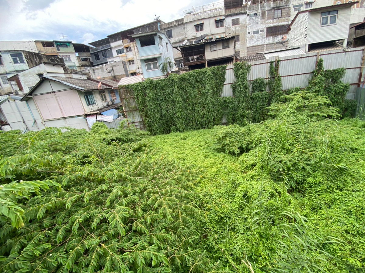 picture 🌟 Prime Vacant Land for Rent in the Heart of Yaowarat! 🚧✨ 200 Sq. Wah on Mittraphan Road - 12/16