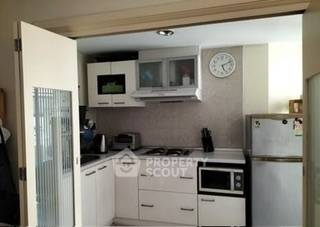 picture 3-BR Condo at Lumpini Suite Ratchada-Rama 3 in Chong Nonsi (ID 1898320) - 5/7