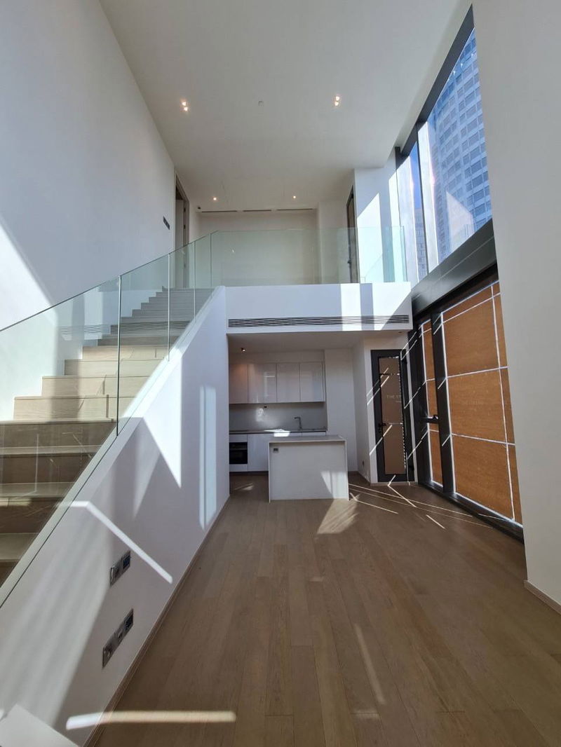 Condos for sale : ♦ Duplex type ♦ 10+ Floor, 111.51 sq.m. | 2 Bedroom, 2 Bathroom | Condo near BTS Thonglor 190 m., Major Cineplex in the Sukhumvit area 550 m.