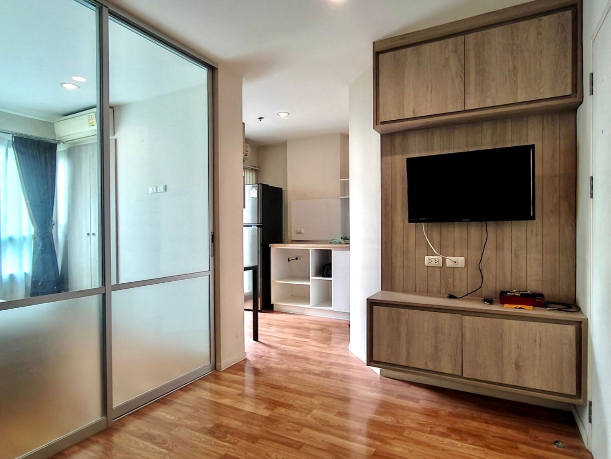 รูป ขายคอนโด ห้อง Build-in ลุมพินี ศรีบูรพา (LS0003) - รูปที่ 3/11
