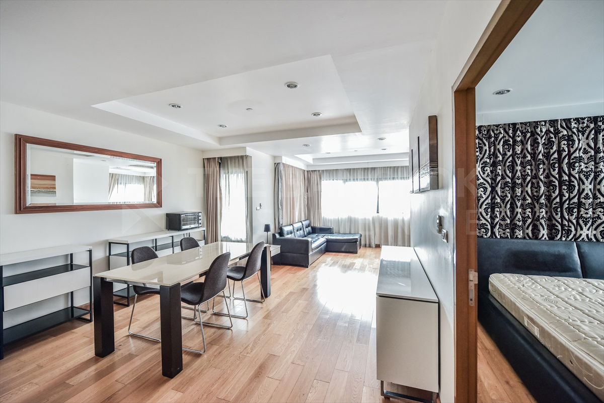 picture ✨ Recently Renovated Unit at a Great Price ✨ Sathorn Garden, Near BTS Chong Nonsi - 2/15