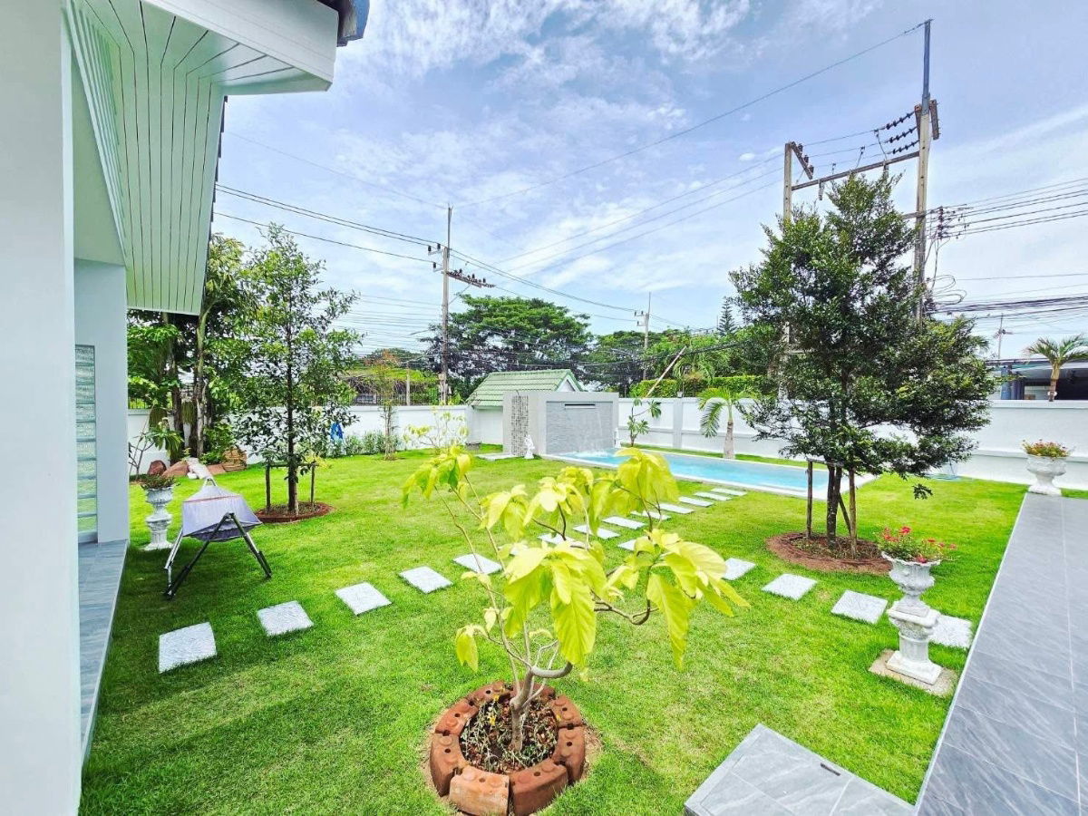 picture For sale Baan Suansuwatthana 12.9 million - 2/51