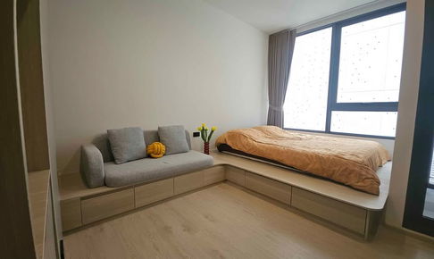 [For Rent] NEW!! Condo 130m from BTS Wongwienyai