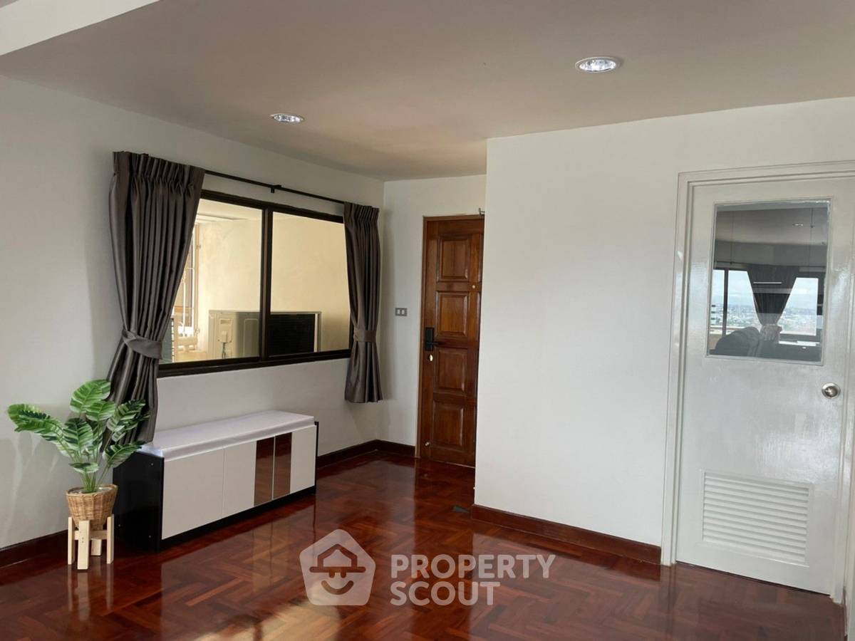 picture 2-BR Condo at Central City East Tower in Bang Na Nuea (ID 939368) - 2/14