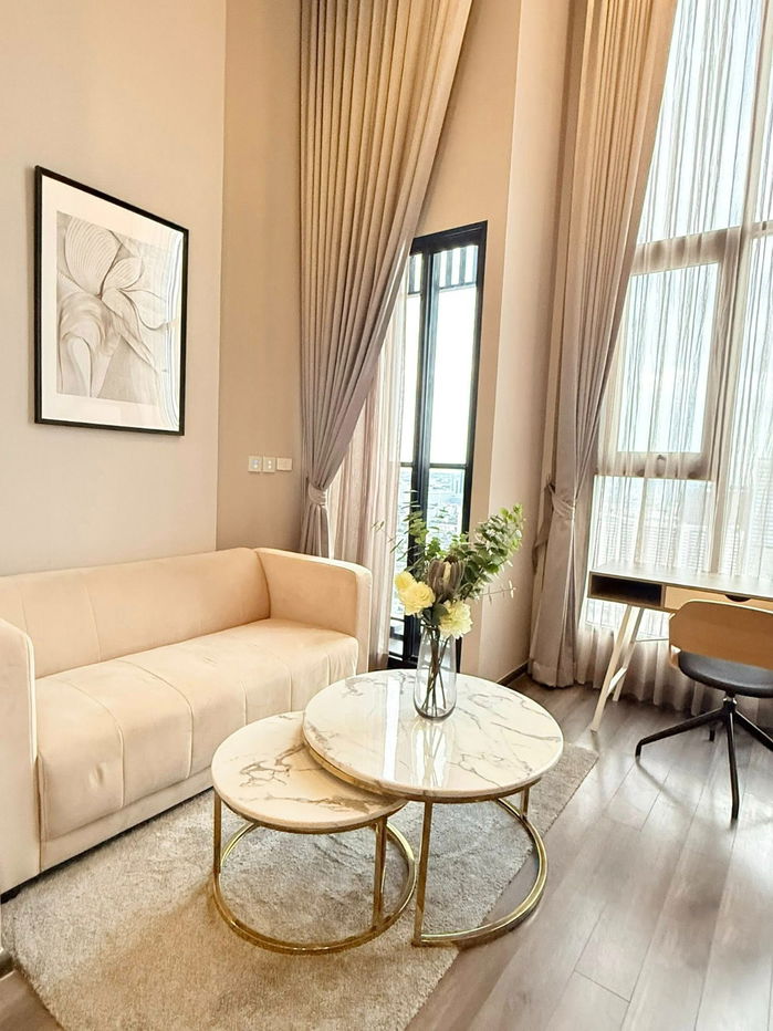 picture For rent, luxury condo in the heart of Ratchayothin, just a few steps to BTS, Duplex room, high ceiling, airy, comfortable, Line ID: @951qfbfi - 3/8