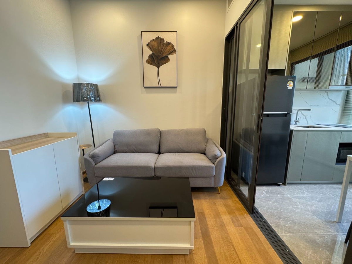 picture Wish Signature II Midtown Siam   33sqm 15floor 1b1b  25000/month - 6/9