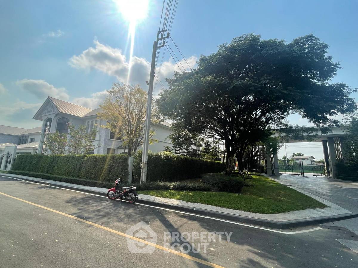 picture 5-BR House in Khlong Song Ton Nun (ID 1508922) - 33/35