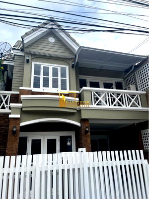 Houses for rent Phaya Thai Road : Muu Baan Wattana | Cozy 3 Bed House For Rent in Rama 3 Area - BR28271SH